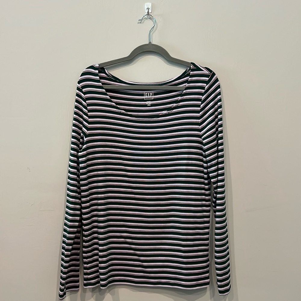 Gap long sleeve modern T - striped XL tall